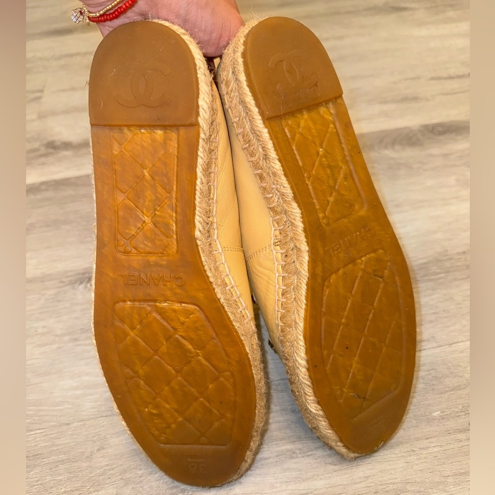 Chanel Camellia Studded CC Lambskin Espadrille Flats 38 - Picture 8 of 12